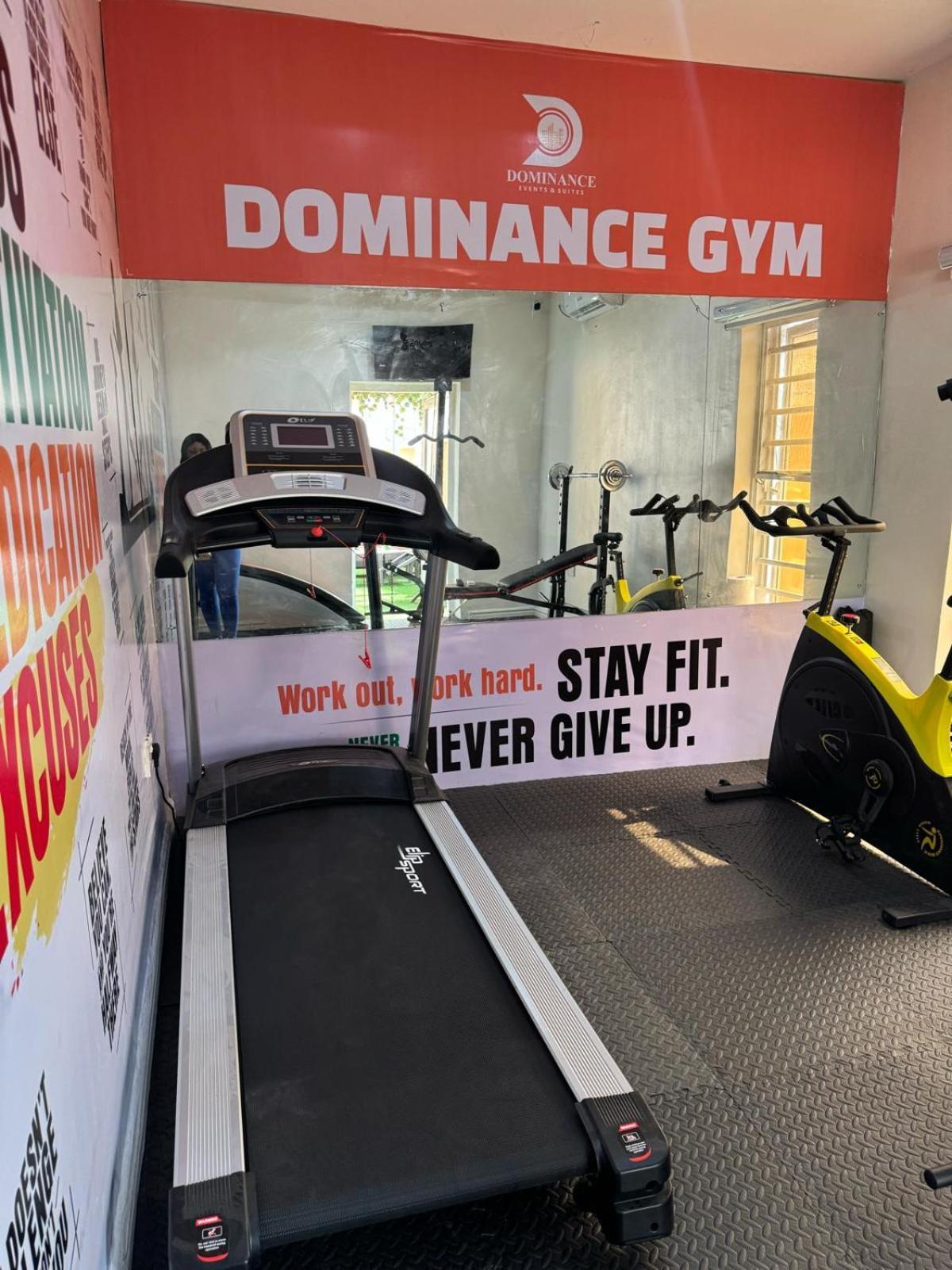 Dominance Events And Suites 伊巴丹 外观 照片